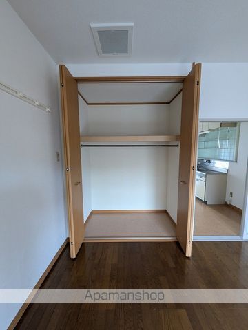 エルセラーンIの内装写真