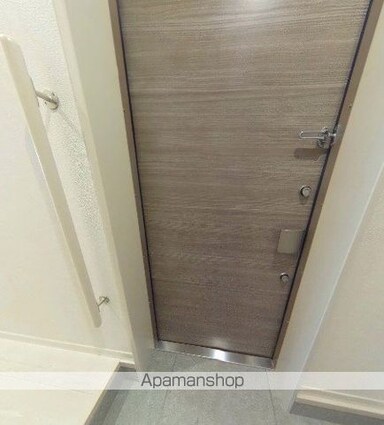広島県安芸郡海田町南幸町[2LDK/66.45m2]の玄関