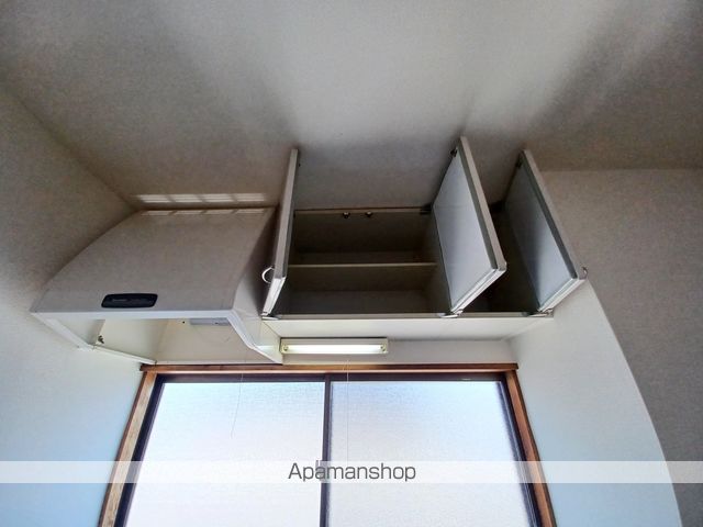 グリーンパレスMKの内装写真