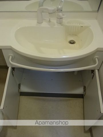 アヴァンセクール京橋南の内装写真