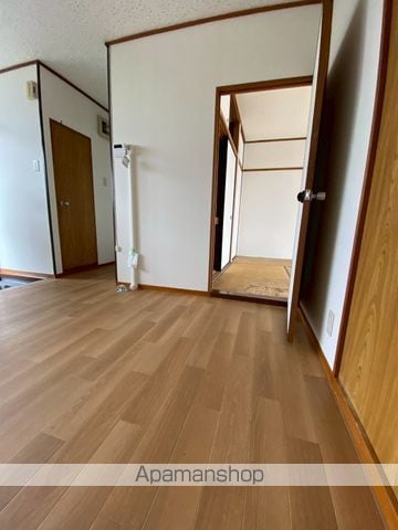 秋山ハイツの内装写真