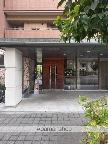 ステイツ上町台レジデンス玉造の杜の玄関写真