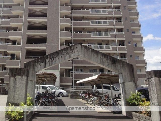 パークサイド高須IIの玄関写真