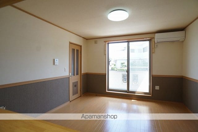 エムズコート春岡の内装写真