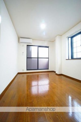 エリーナハイツ西新南IIの内装写真
