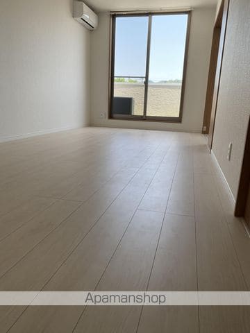 NR21の内装写真
