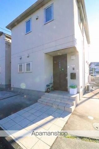 青梅線 拝島駅 徒歩15分 2階建 築10年の玄関写真