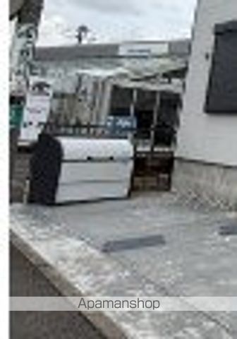 KT松戸六実の玄関写真
