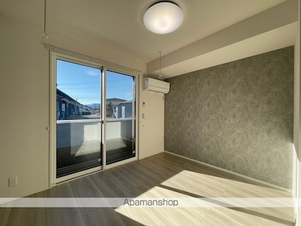 トリシア篠ノ井[1LDK/33.93m2]のリビング・居間