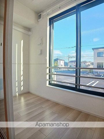 メゾン・ヴィラージュ II番館の内装写真