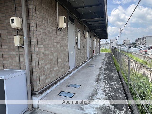 メゾンドヴェール Aの玄関写真