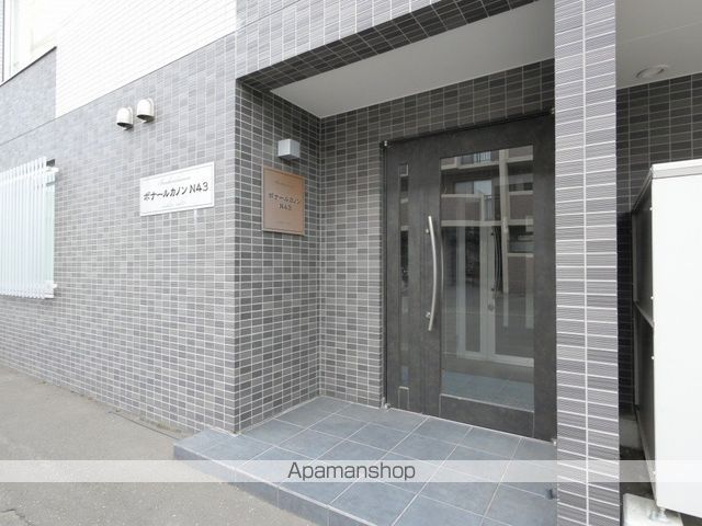 ボナールカノンN43の玄関写真