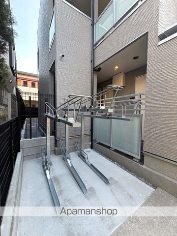 Y'S TERRACE東高円寺の外観写真