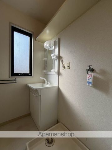 プラムハイツ 壱番館の内装写真