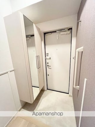 ヒカルサ和歌山本町[1LDK/40.99m2]の玄関