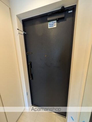 東京都中野区本町４丁目[1K/25.11m2]の玄関