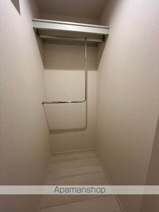 和歌山県和歌山市三番丁[1LDK/46.66m2]の収納
