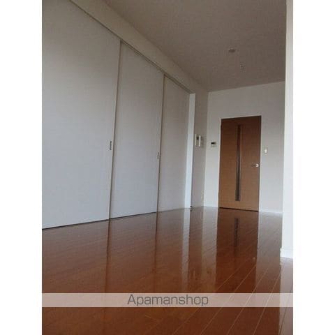 ラクレイス西新の内装写真