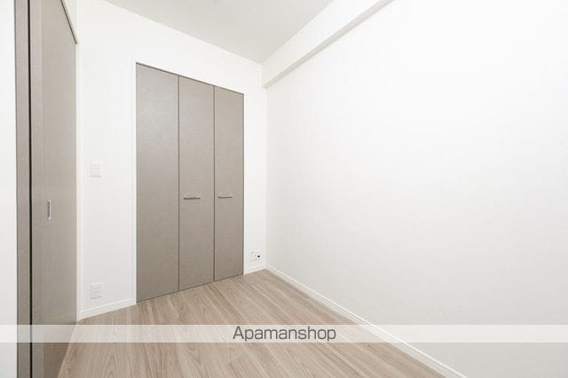 エンクレスト天神南PUREの内装写真