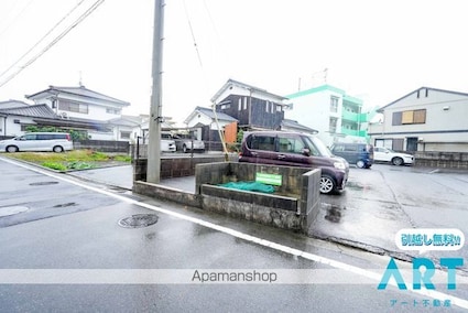 フローラ新町[2LDK/62.8m2]の共用部1