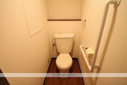 コンフォール霞[2LDK/65m2]のトイレ