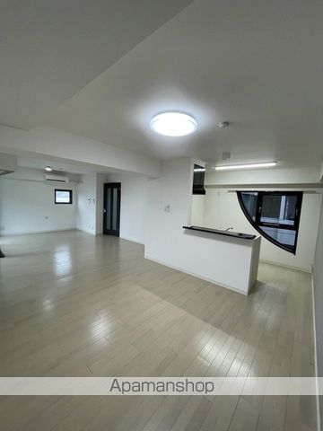 R FIELDS FUNABASHI IIの内装写真