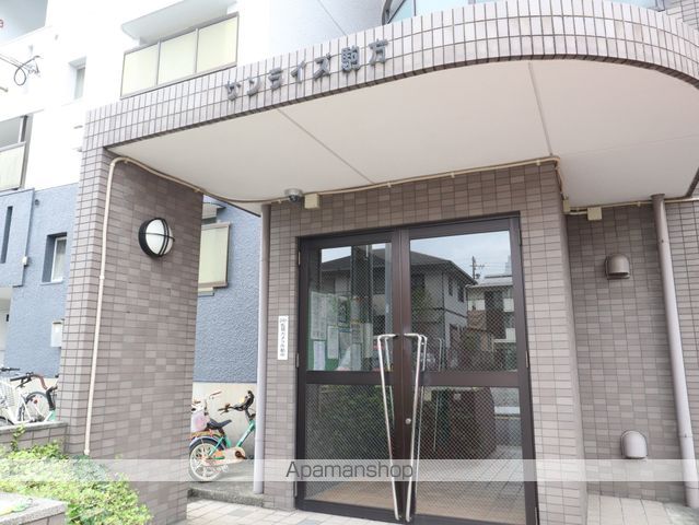 サンライズ駒方の玄関写真