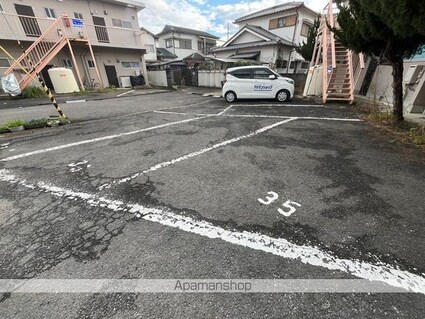 和歌山県和歌山市内原[2DK/38m2]の駐車場