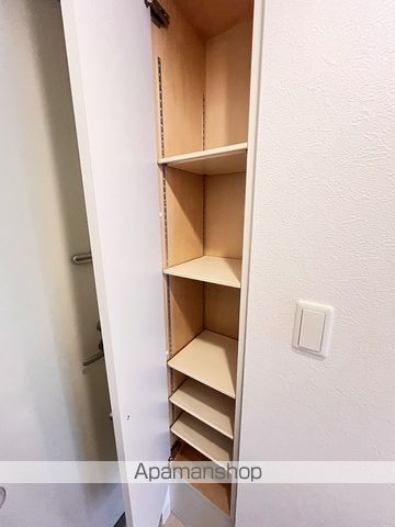 カルフール大通東の内装写真