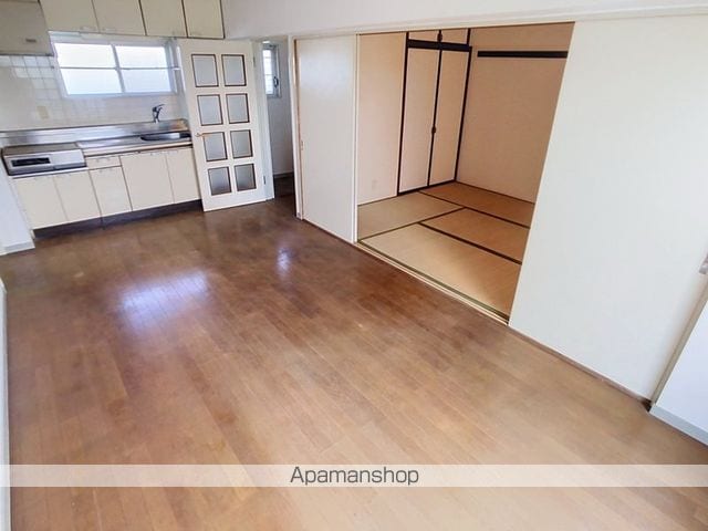 サンコーポ富塚の内装写真