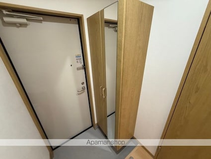 ウォグノォつきのわ[1LDK/38.09m2]の玄関