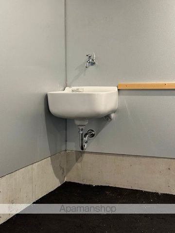 GARAGE VILLA 西岡崎の内装写真