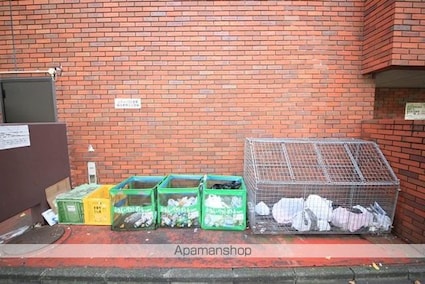 シティハウス多摩[1R/24.44m2]の共用部3