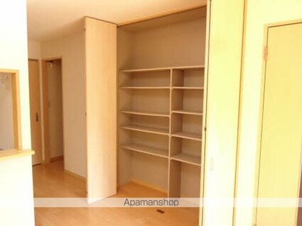 グリーンコート箱清水[2LDK/83.5m2]の収納