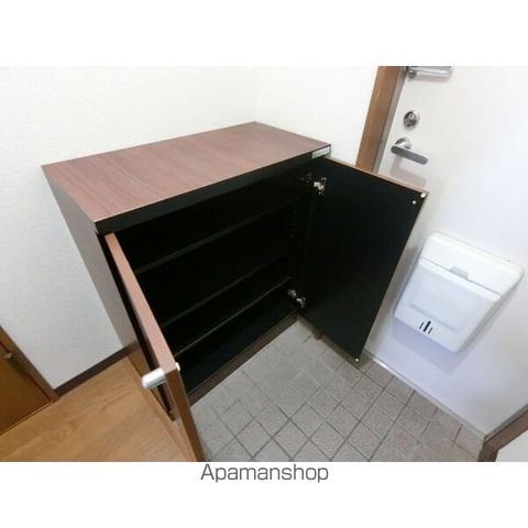 クラスレス八田の内装写真