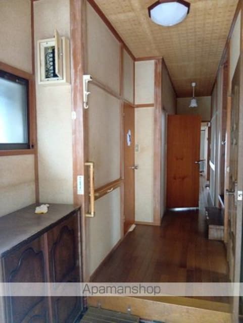 六十谷戸建（６８１－６）[5DK/101.42m2]の玄関