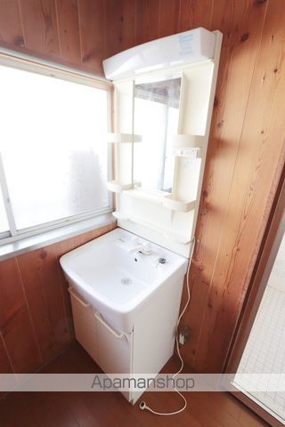 八万町下福万戸建ての内装写真