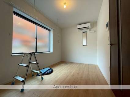 Ｒａｓｓｕｒｅｒ　Ｆ[1K/27.08m2]のリビング・居間