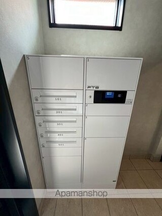 東京都中野区沼袋４丁目[2LDK/47.2m2]の共用部2