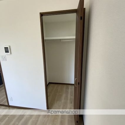 ラフィネ新井[1K/29.78m2]の収納