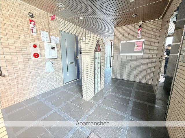 エトワールSTの玄関写真