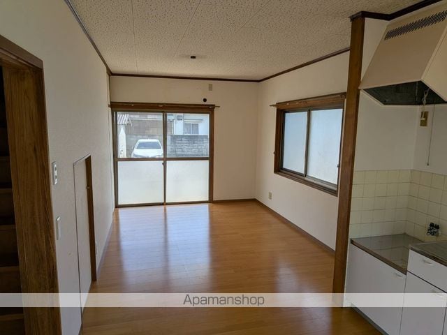 北井門井上二階建貸家の内装写真
