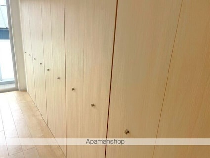 東京都新宿区西新宿４丁目[1K/30.57m2]の内装