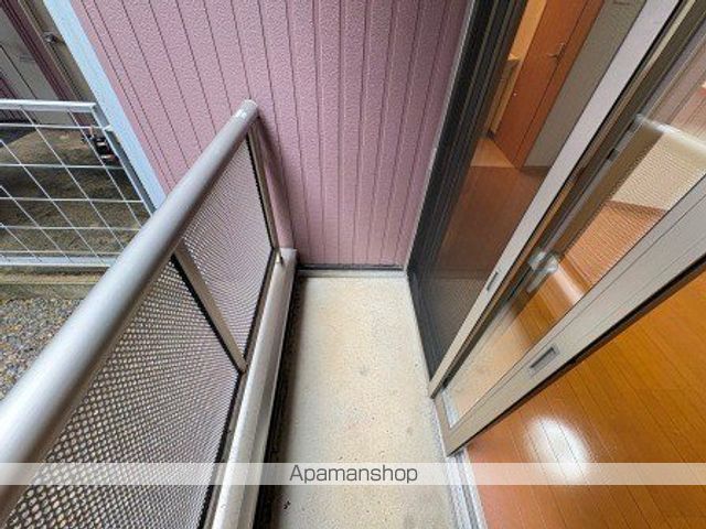 パインテイル IIの内装写真