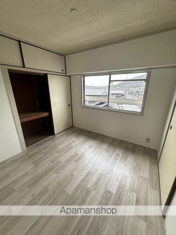 ヴィラナリー川津2号棟の内装写真