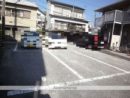 コーポエルム[1K/22.77m2]の駐車場1