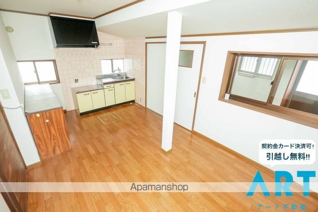 予讃線 鳥ノ木駅 徒歩5分 1階建 築84年の内装写真