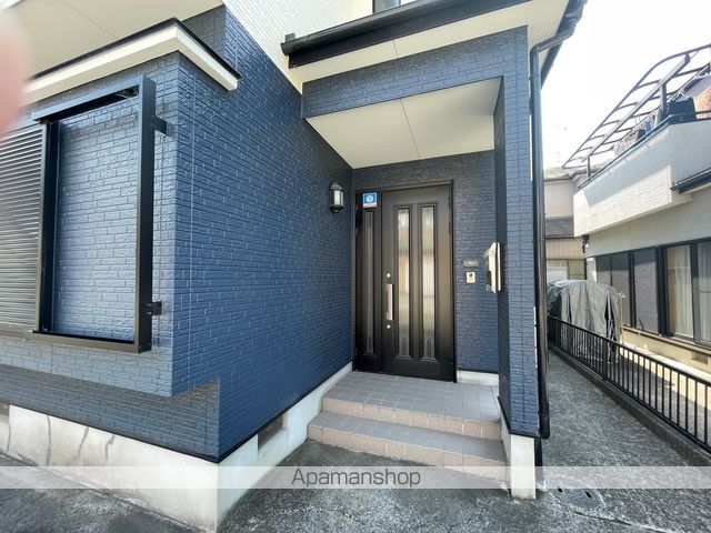 和歌山線 布施屋駅 徒歩44分 2階建 築26年の玄関写真