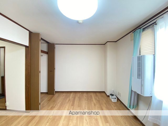 レノンやながわの内装写真