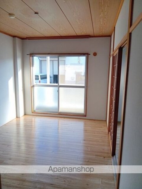 和歌山県和歌山市福島[2DK/50m2]のリビング・居間